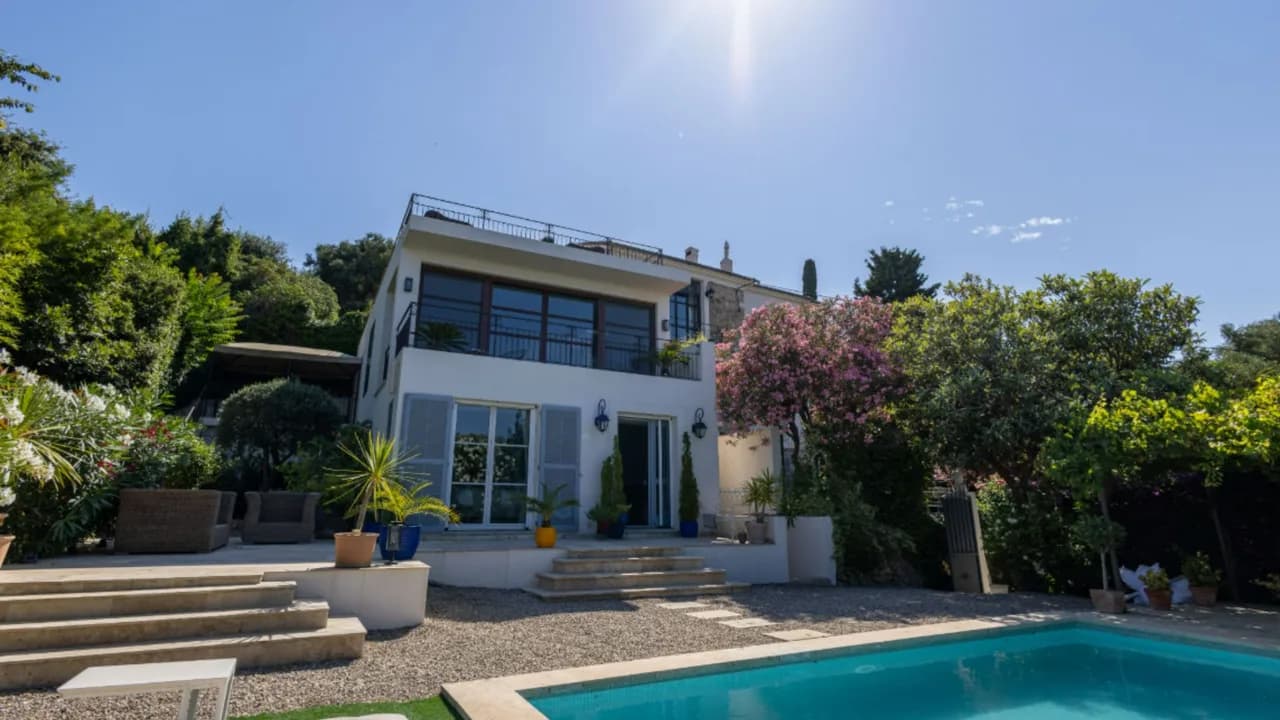 Charming Provencal Villa With Views