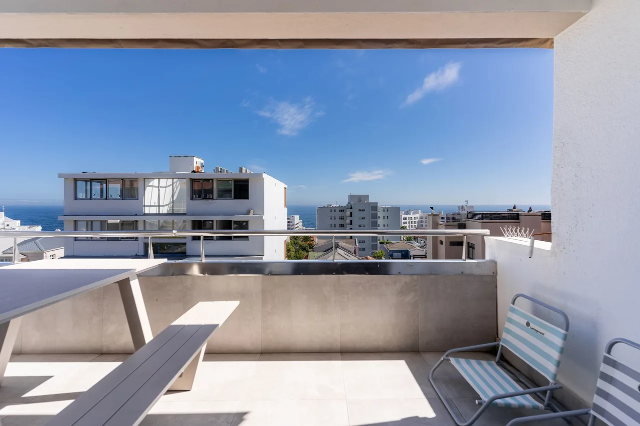 City View Two Bedroom Apartment in Cape Town