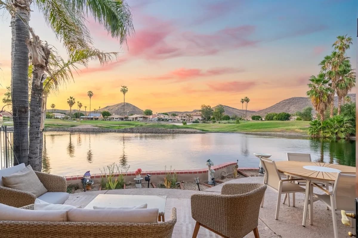 Lakeside Villa with Private Patio in Glendale California