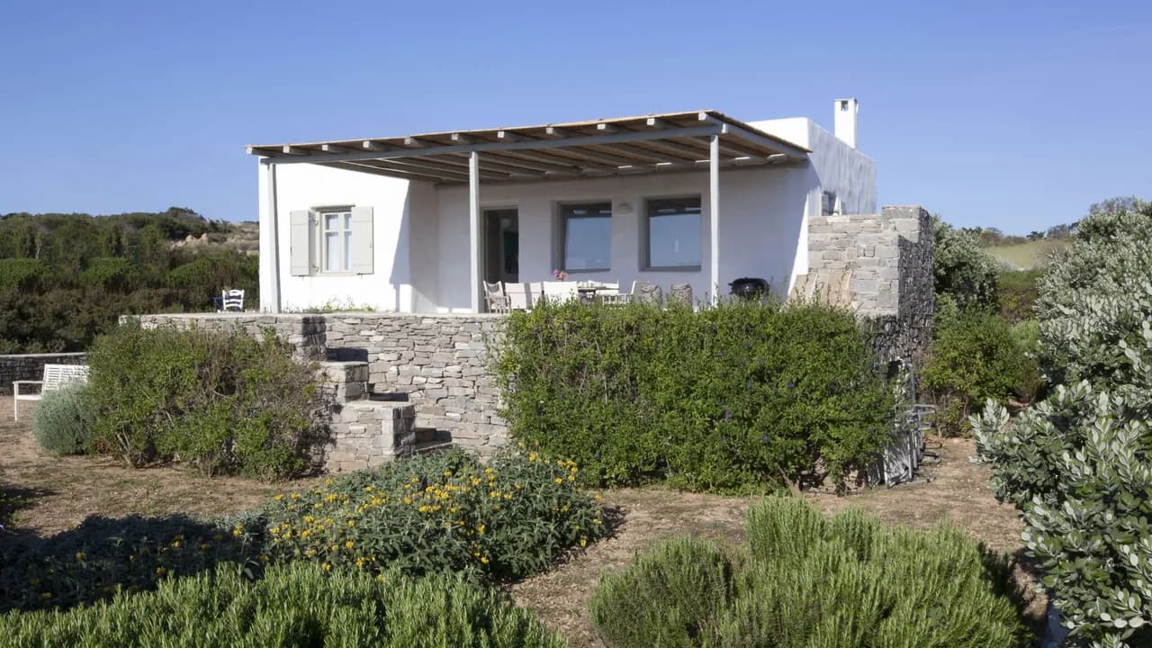 Relaxing Retreat Near Naousa Town