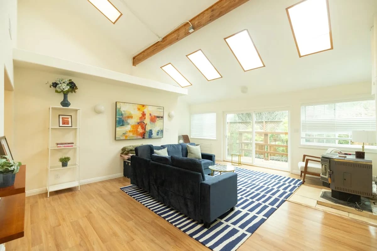 Contemporary Gym Villa in Mill Valley, California