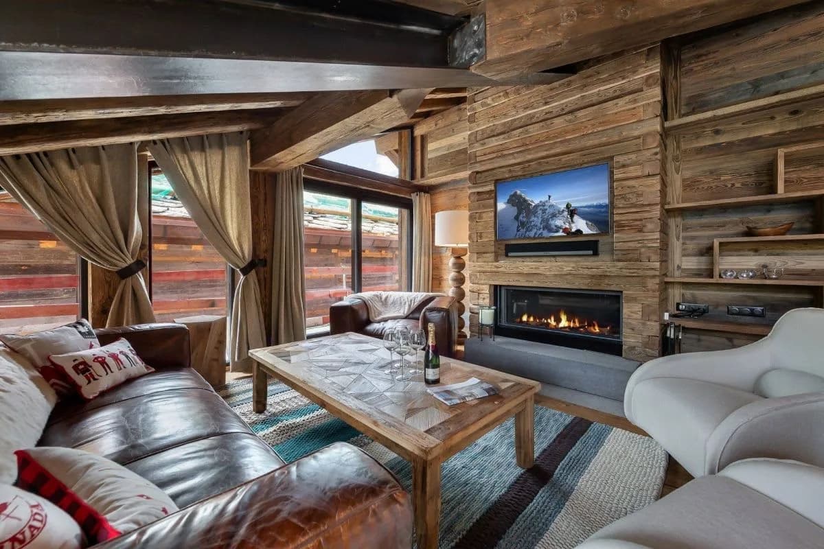 Central Val d’Isère Chalet With Comfort