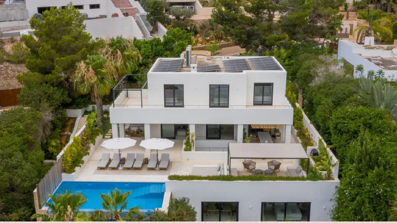 Sophisticated Ibiza Stay Near Coastal Villages