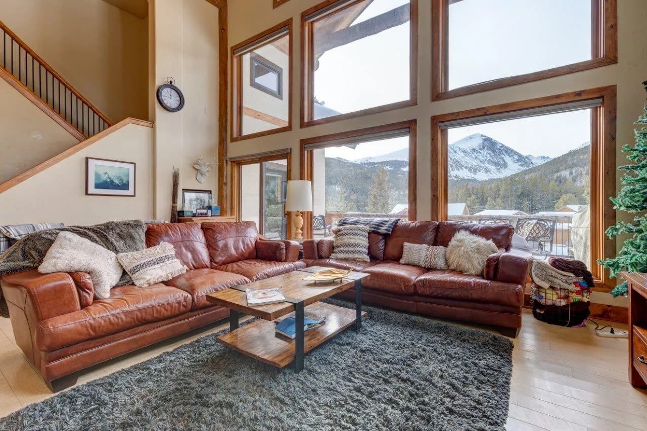 Spacious Five Bedroom Retreat in Blue River