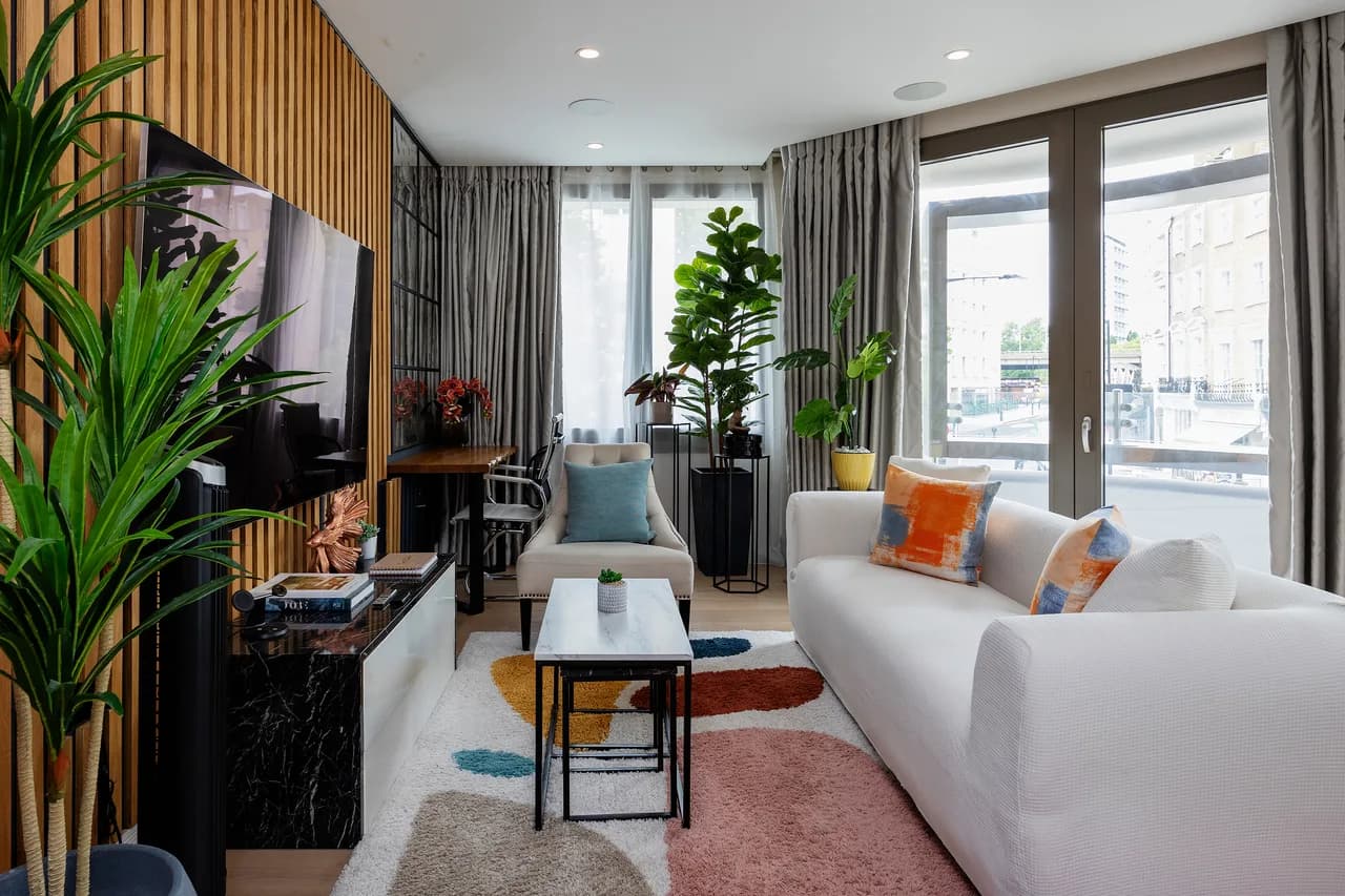 Modern Two-Bedroom Apartment in London