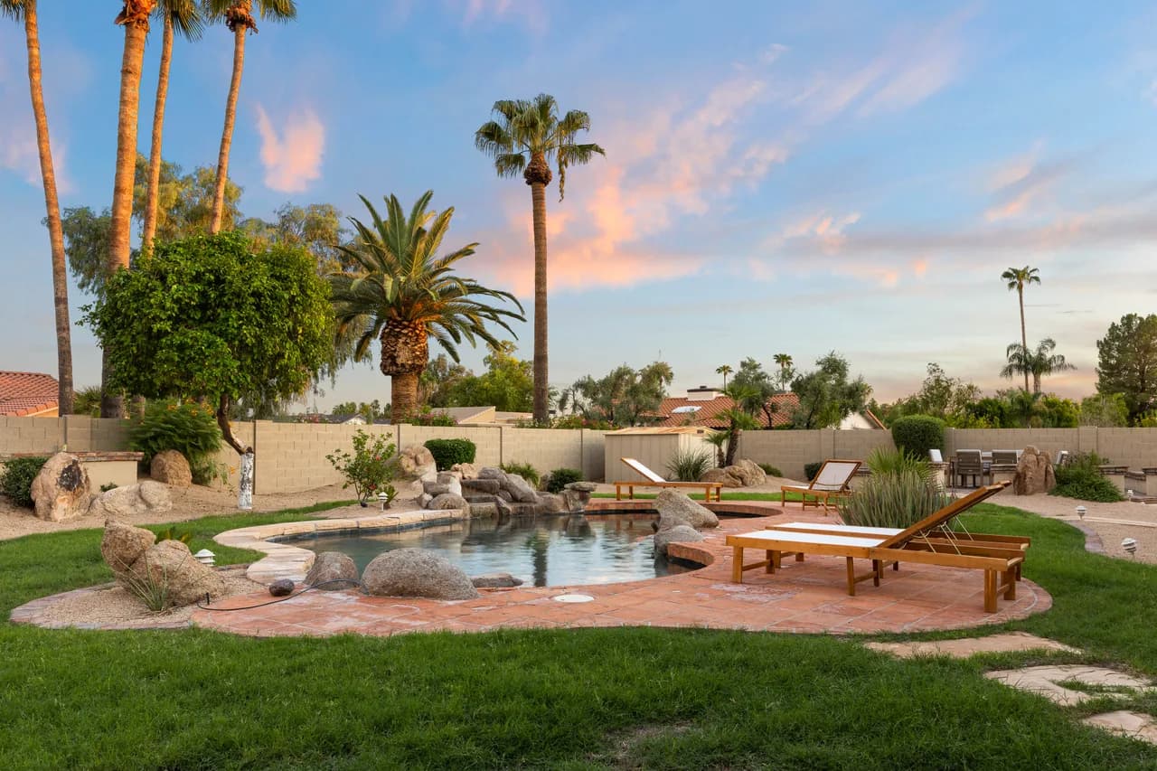 Sparkling Pool Four Bedroom Villa in Scottsdale