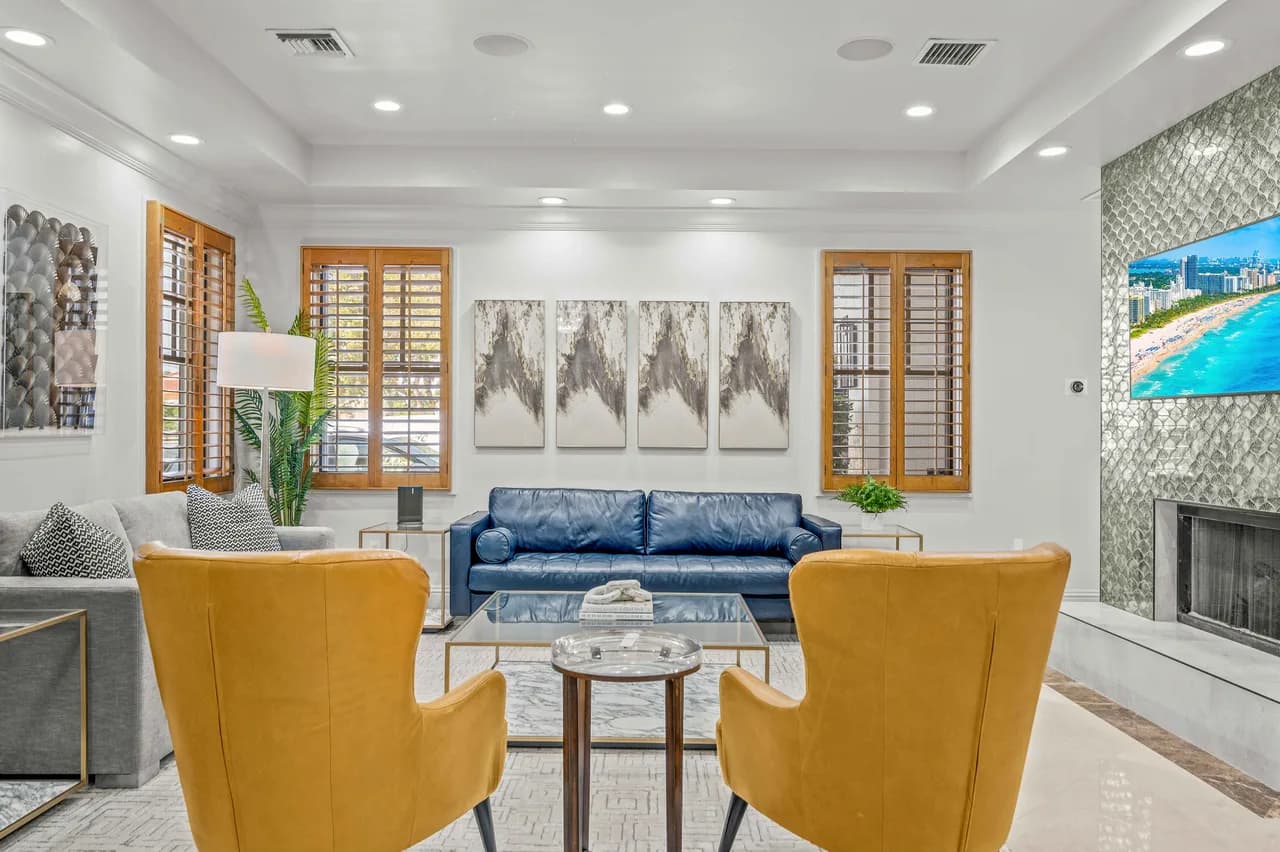 Heated Pool Villa in Harbor Heights Florida