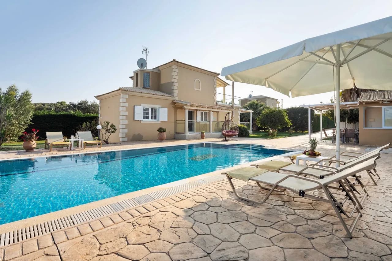 Private Swimming Pool Villa in Chalikounas, Corfu