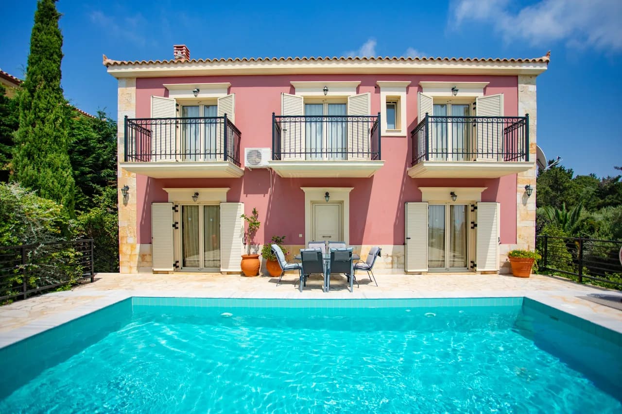 Mountain View Two Bedroom Villa in Kefallonia