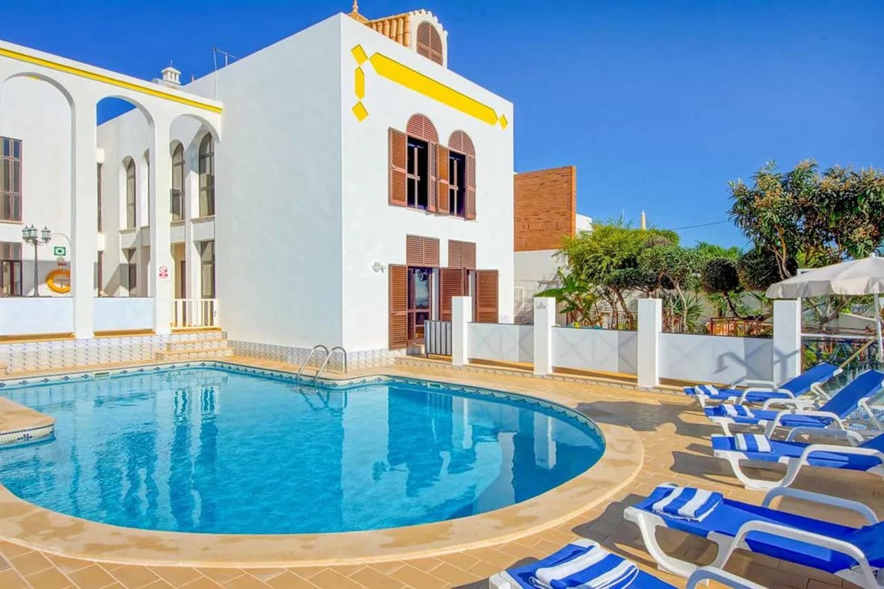 Seaview Five Bedroom Villa in Albufeira