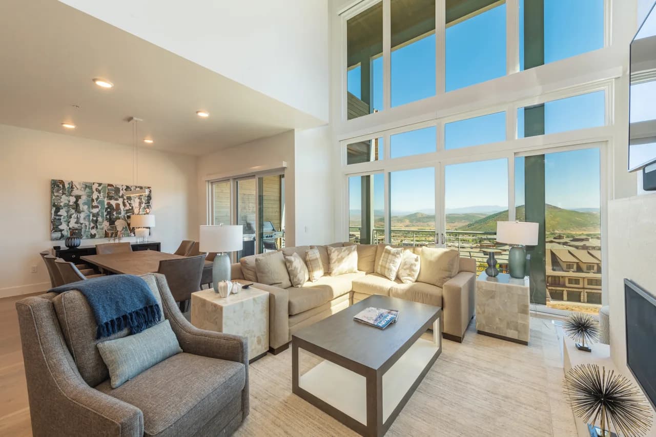 Mountain View Villa with Private Hot Tub in Park City