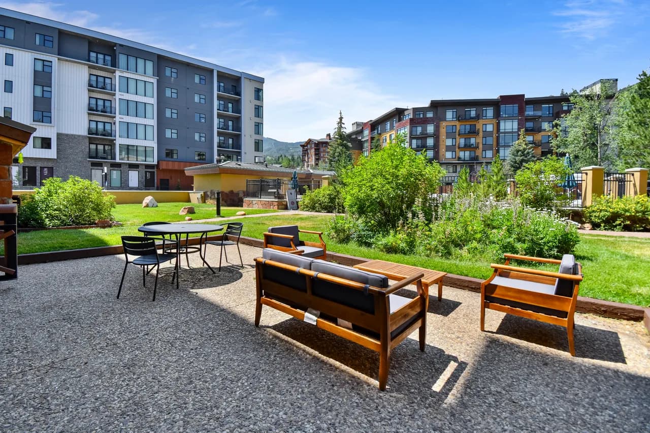 Private Patio Two Bedroom Villa in Park City