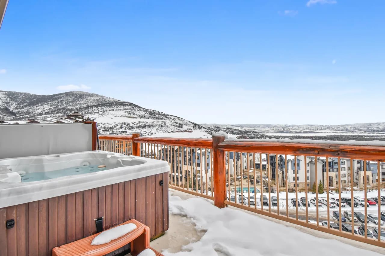 Wraparound Deck Penthouse in Park City