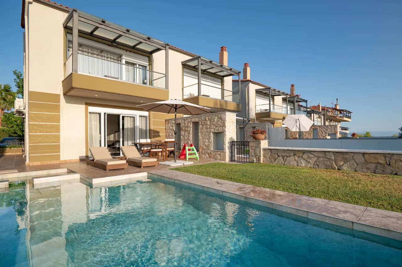 Seaside Getaway One Bedroom Villa in Chaniotis
