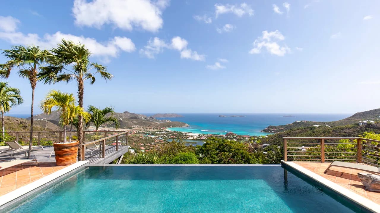 Luxurious Villa with Scenic Views in Lurin, St. Barthélemy