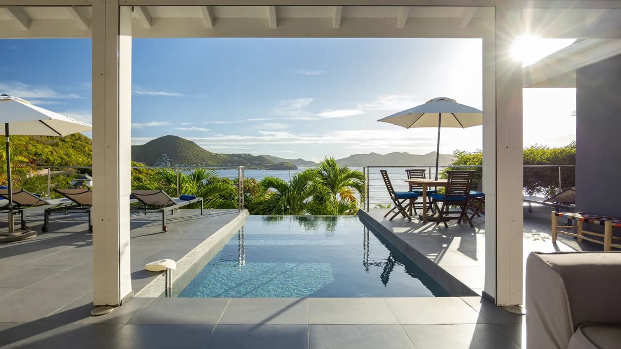 Luxurious Family Villa with A/C in Pointe Milou